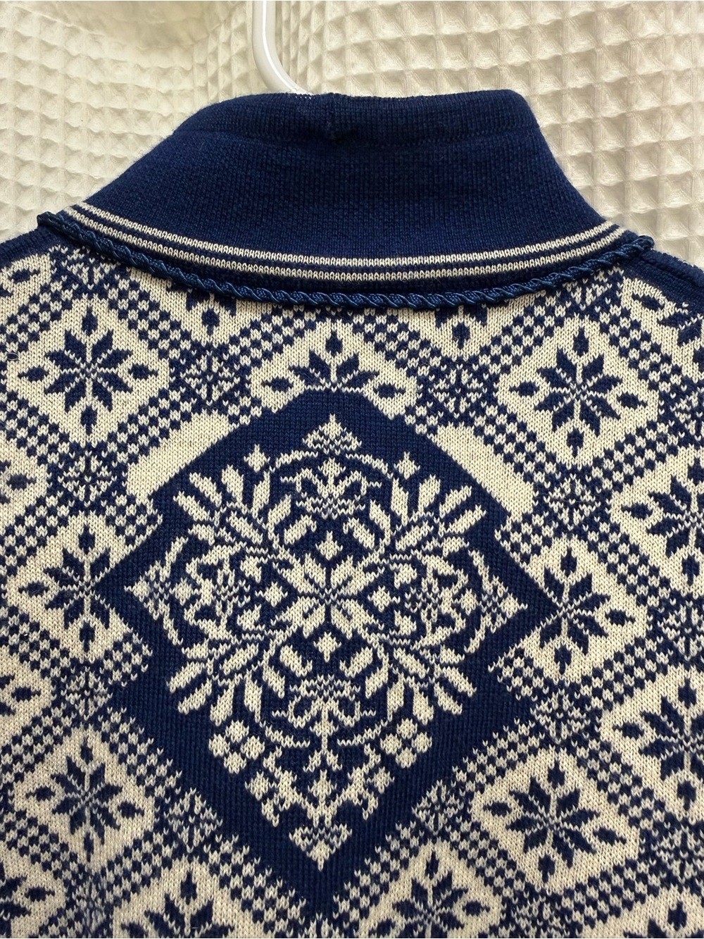Dale of Norway - Navy and White Patterned Zip-Up Women's Jacket - Picture 11 of 15